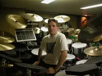 drums20041121-640-02.webp