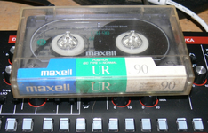 UR90_a.webp