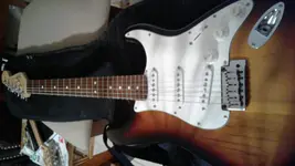 Squier 20th w US neck.webp