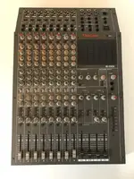 04 Tascam M-1508.webp