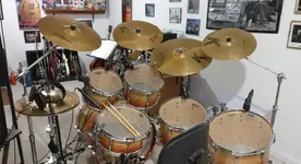 drums1.webp