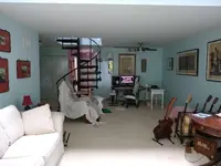 room 02.webp