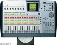 TASCAM_2488TopView-6ba0293dc4b23ec7ac811a28b5c03f1d.webp
